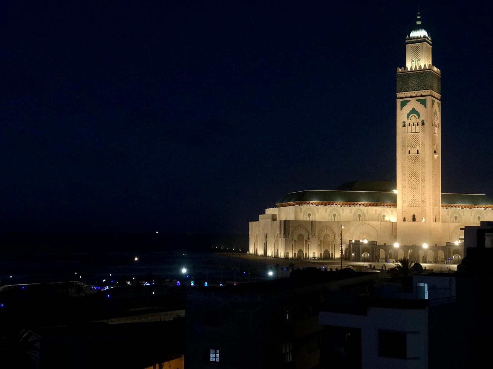 Bel Appartement Avec Une Belle Vue Sur La Grande Mosquee Hassan II Et La Mer Casablanca Exteriér fotografie